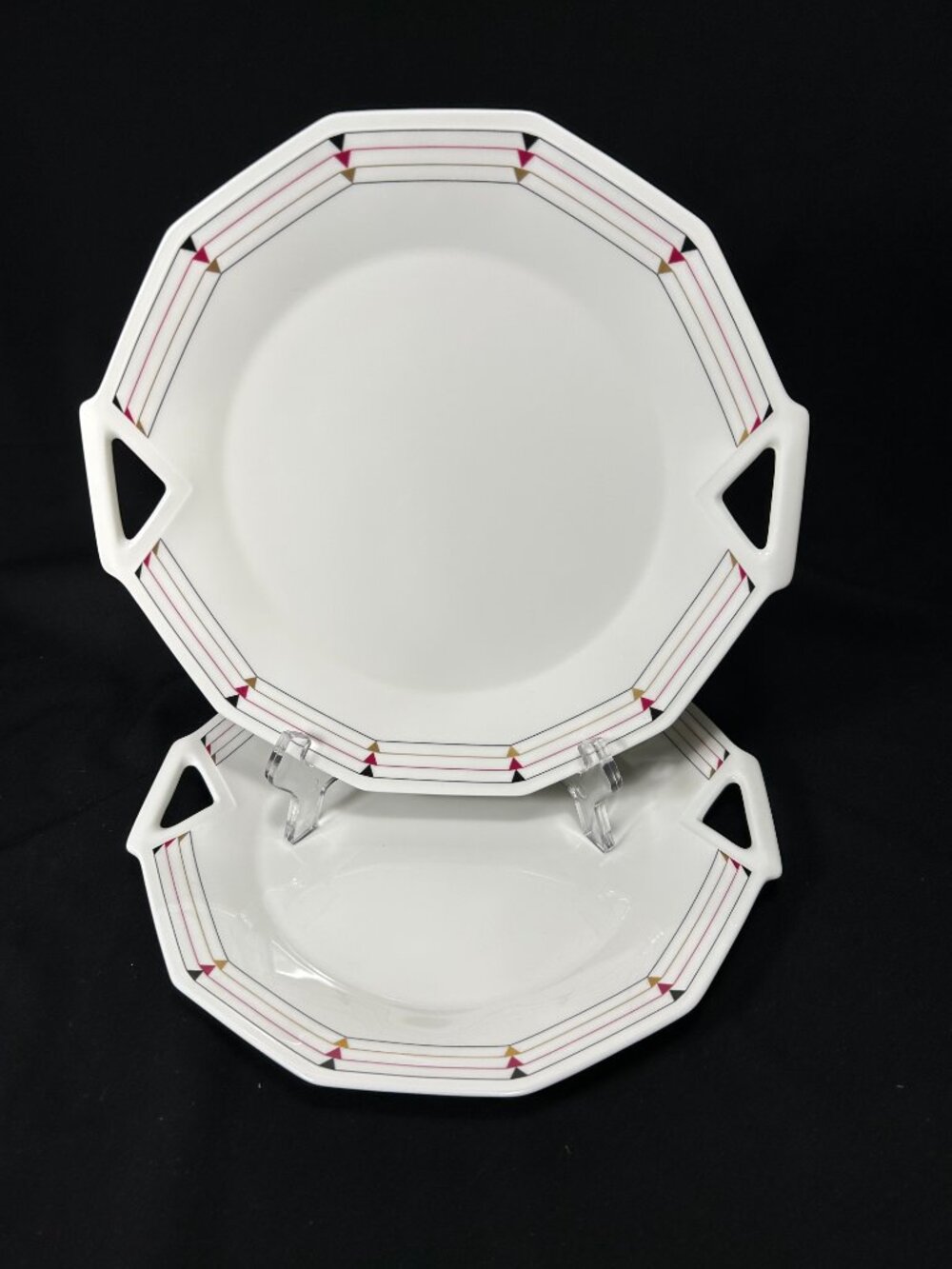 2 beautiful dinner plates. Mikasa Japan A2003 Staccato